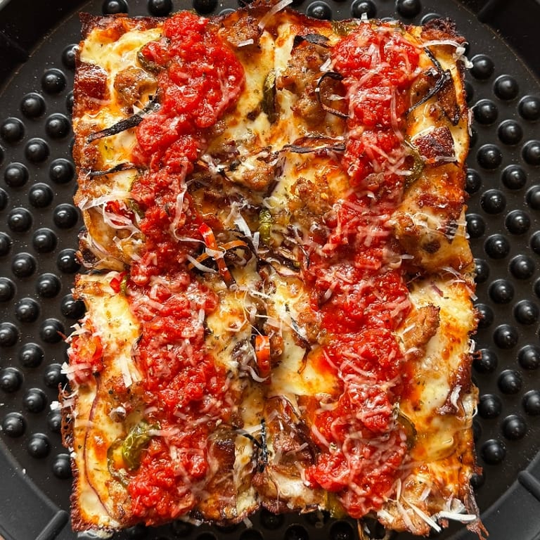 Detroit Style Pizza: A Delicious Twist on Pizza